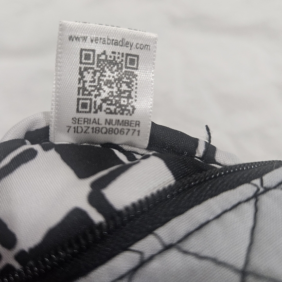 Vera Bradley Cosmetic Case - Picture 4 of 6